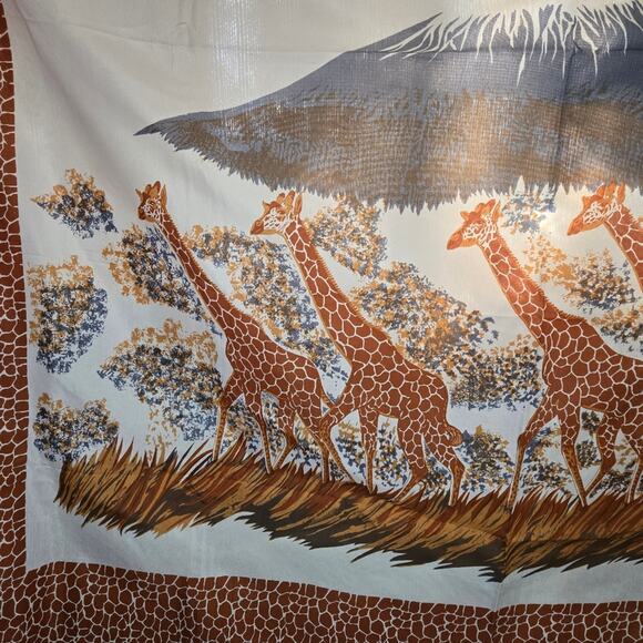 African Safari Giraffe Tapestry Wall Hanging - Mount Kilimanjaro Scene [0134] - Picture 3 of 4